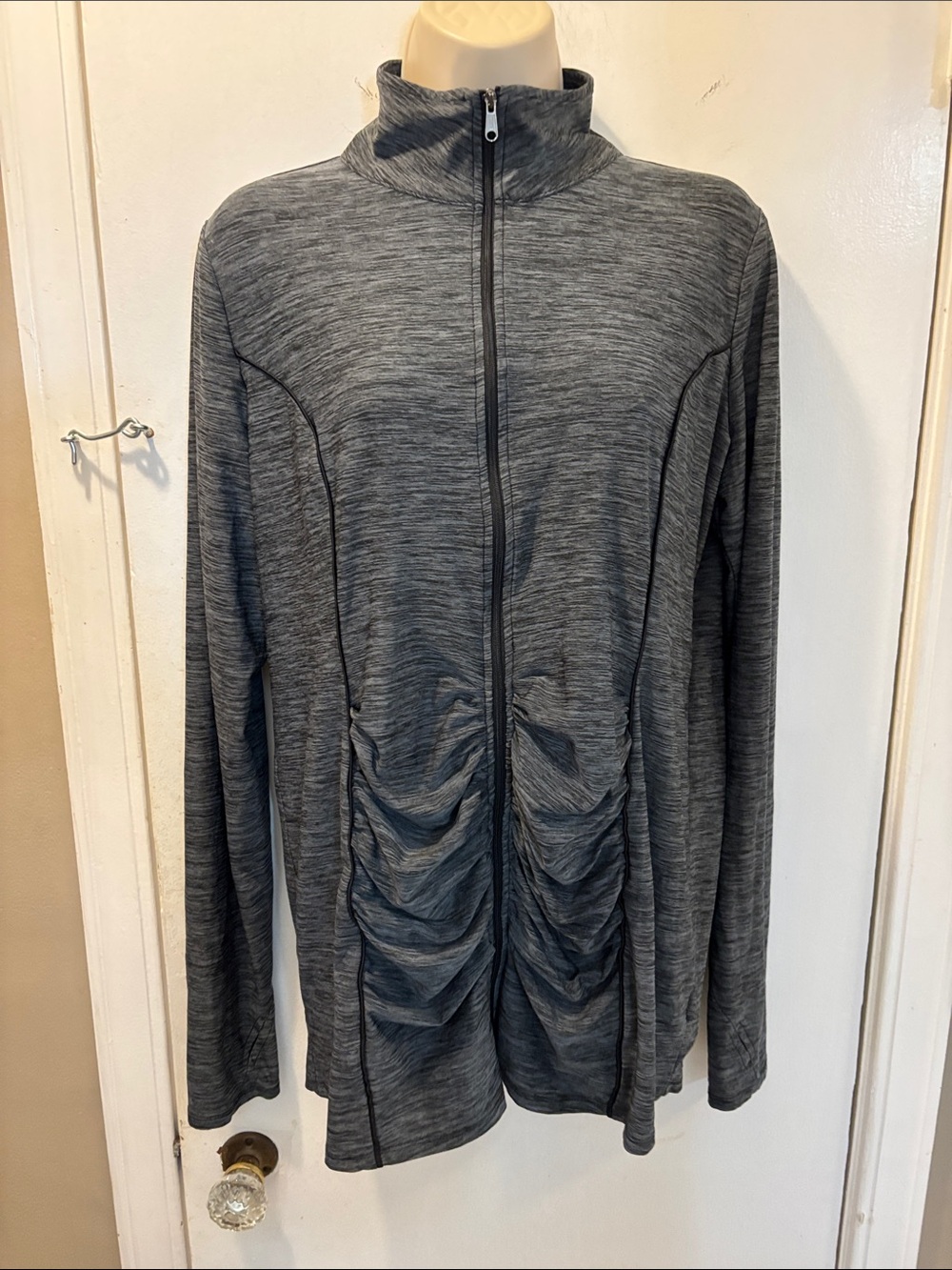 Motherhood Maternity medium Charcoal Gray Zip-Front Jacket athletic 26-352